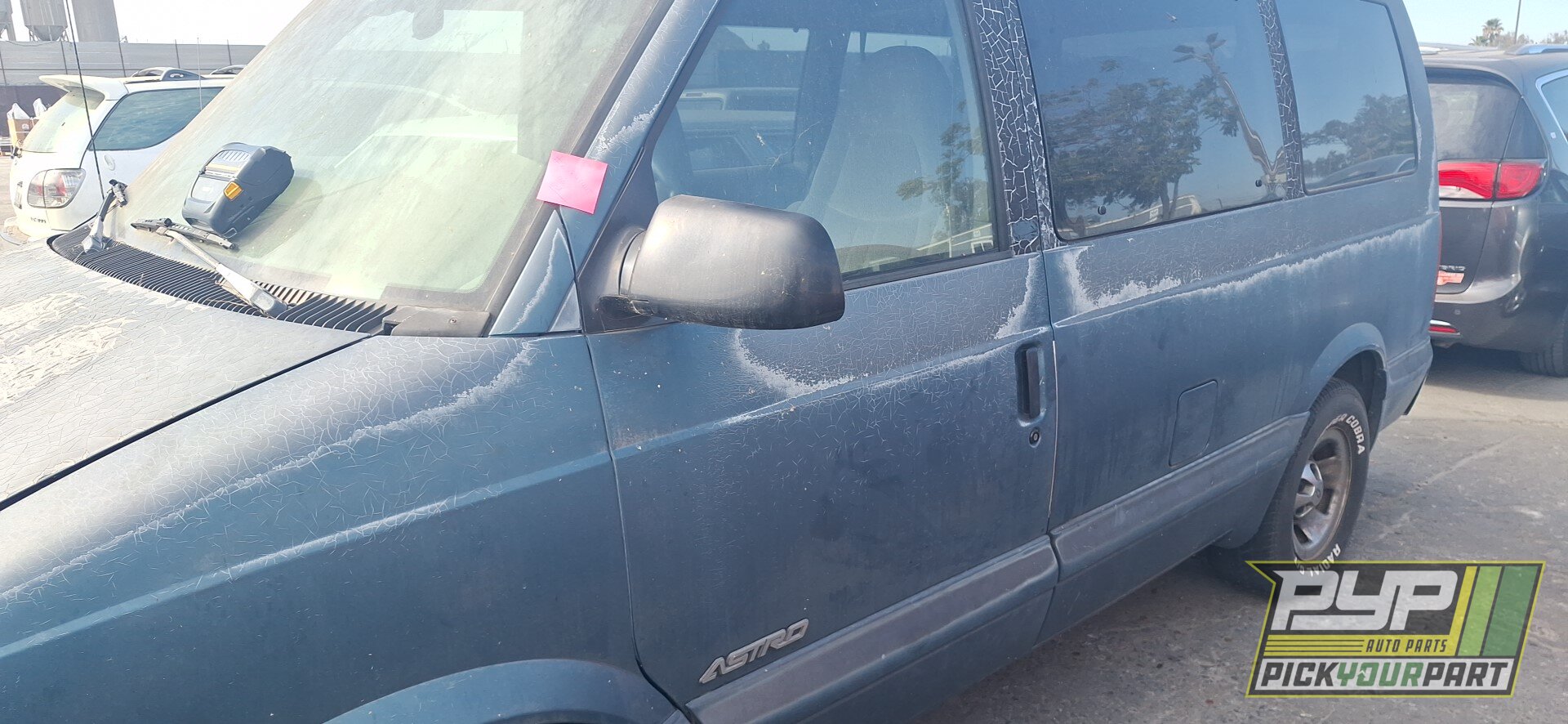 Photo of 1999 Chevrolet Astro