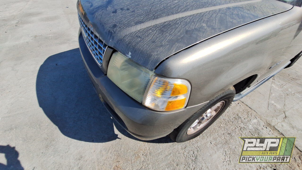 Photo of 2004 Ford Explorer