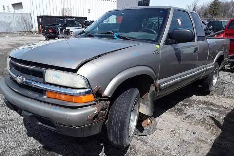 Photo of 2003 Chevrolet S-10