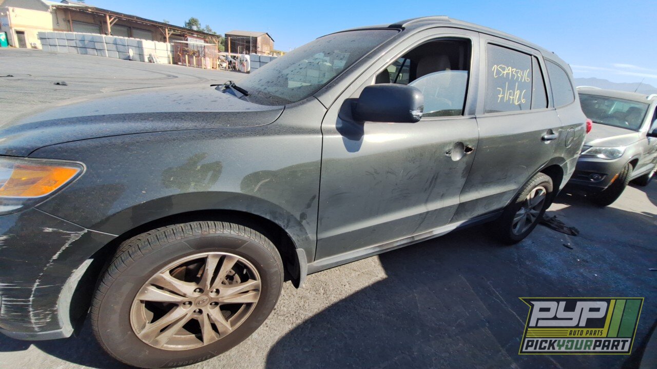 Photo of 2012 Hyundai Santa Fe