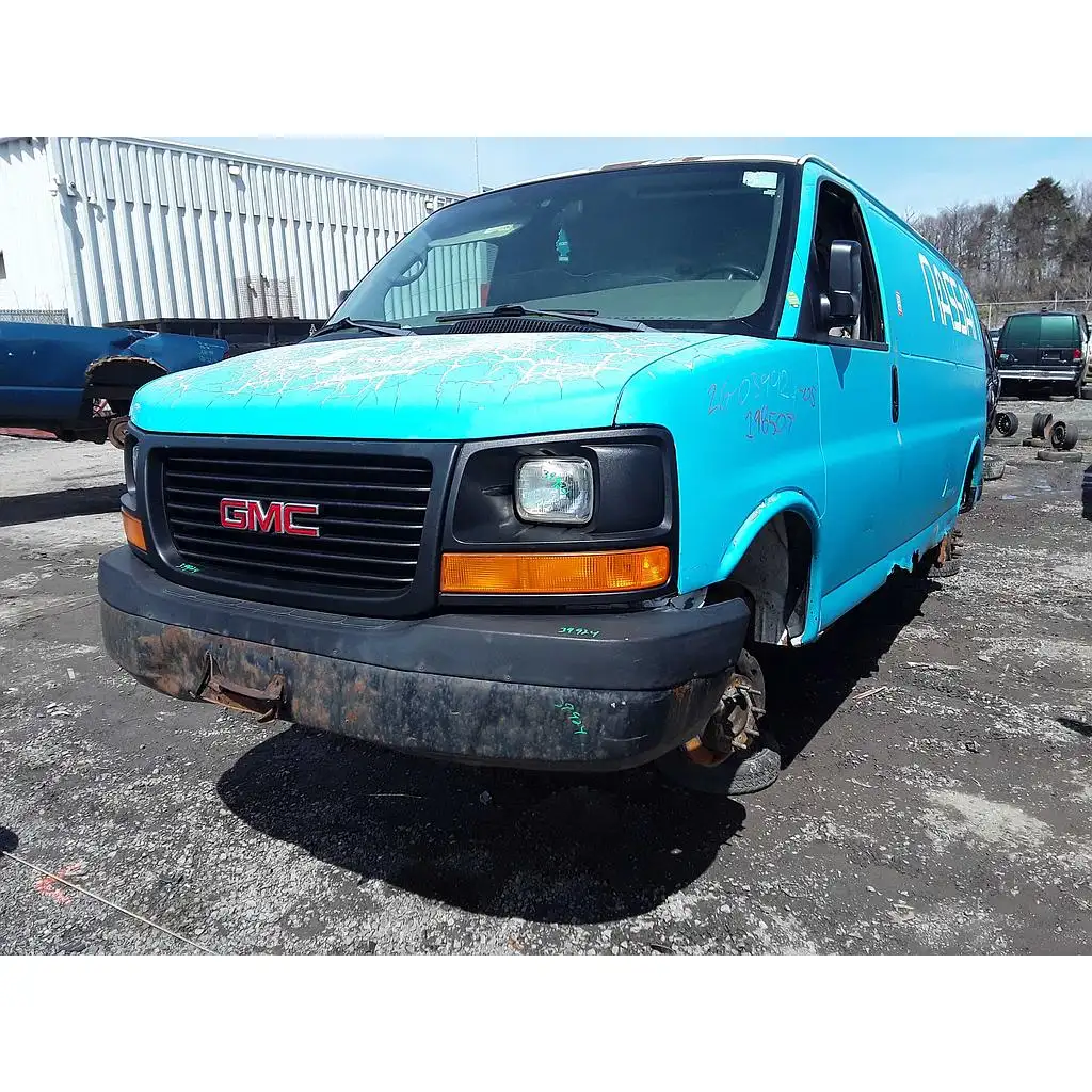 Photo of 2005 Gmc Savana Cargo