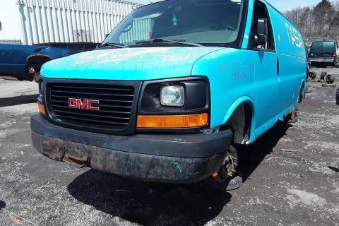 Photo of 2005 Gmc Savana Cargo