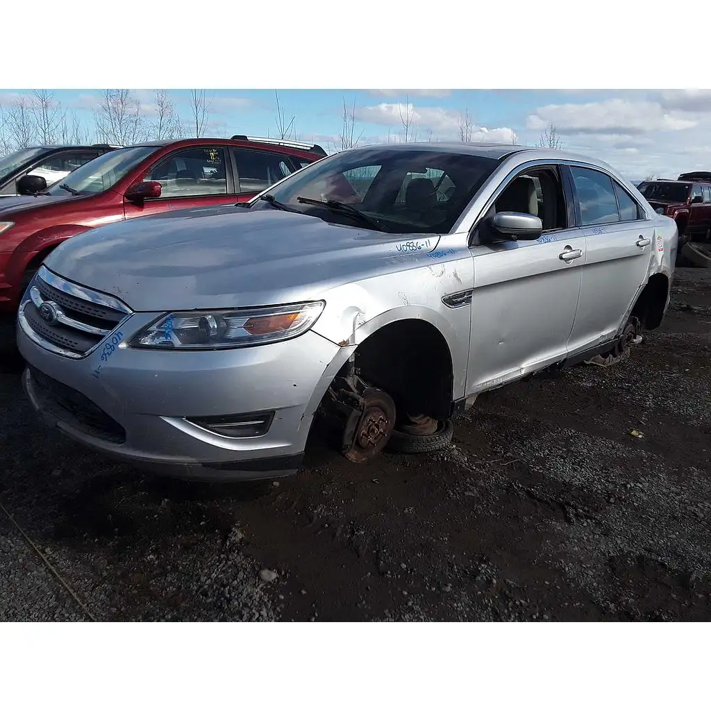 Photo of 2011 Ford Taurus