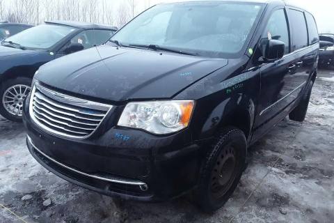 Photo of 2014 Chrysler Town & Country