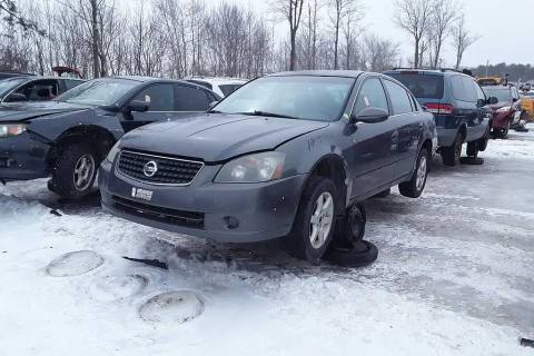 Photo of 2005 Nissan Altima