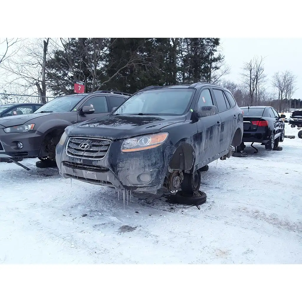 Photo of 2011 Hyundai Santa Fe