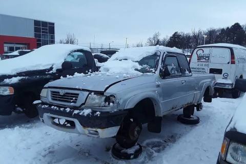 Photo of 2003 Mazda B-Series Pickup