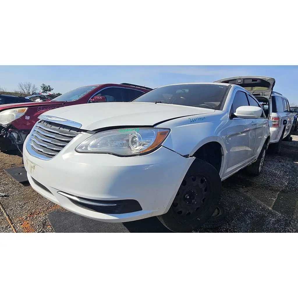 Photo of 2013 Chrysler 200