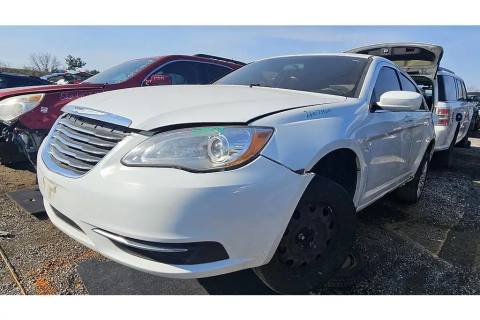 Photo of 2013 Chrysler 200