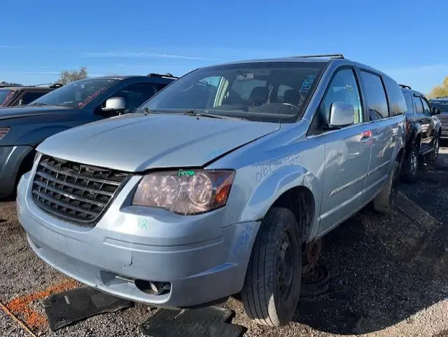 Photo of 2013 Chrysler Town & Country