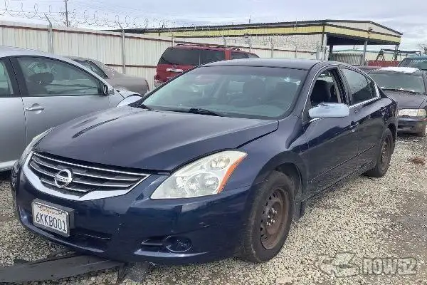 Photo of 2010 Nissan Altima