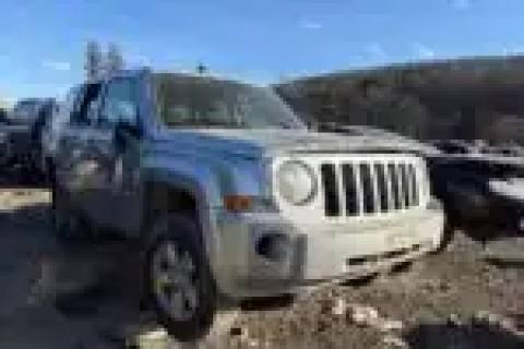 Photo of 2004 Chevrolet Avalanche
