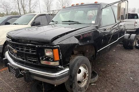 Photo of 2000 Chevrolet C/K 3500