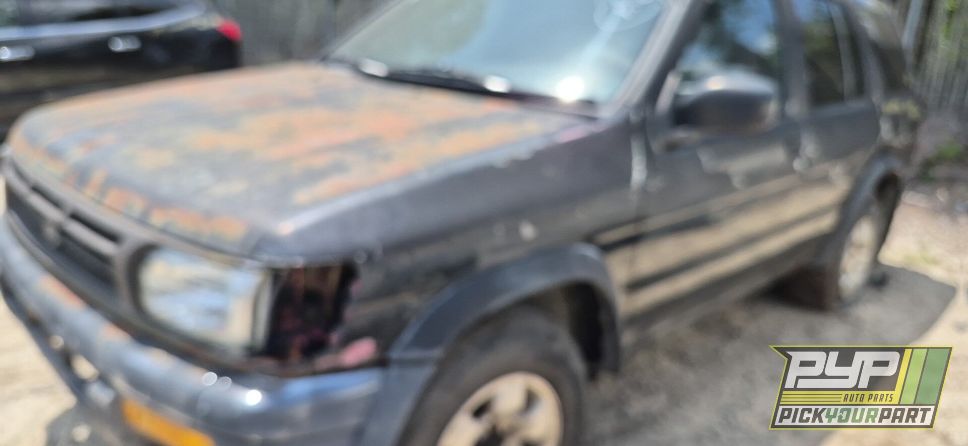 Photo of 1996 Nissan Pathfinder