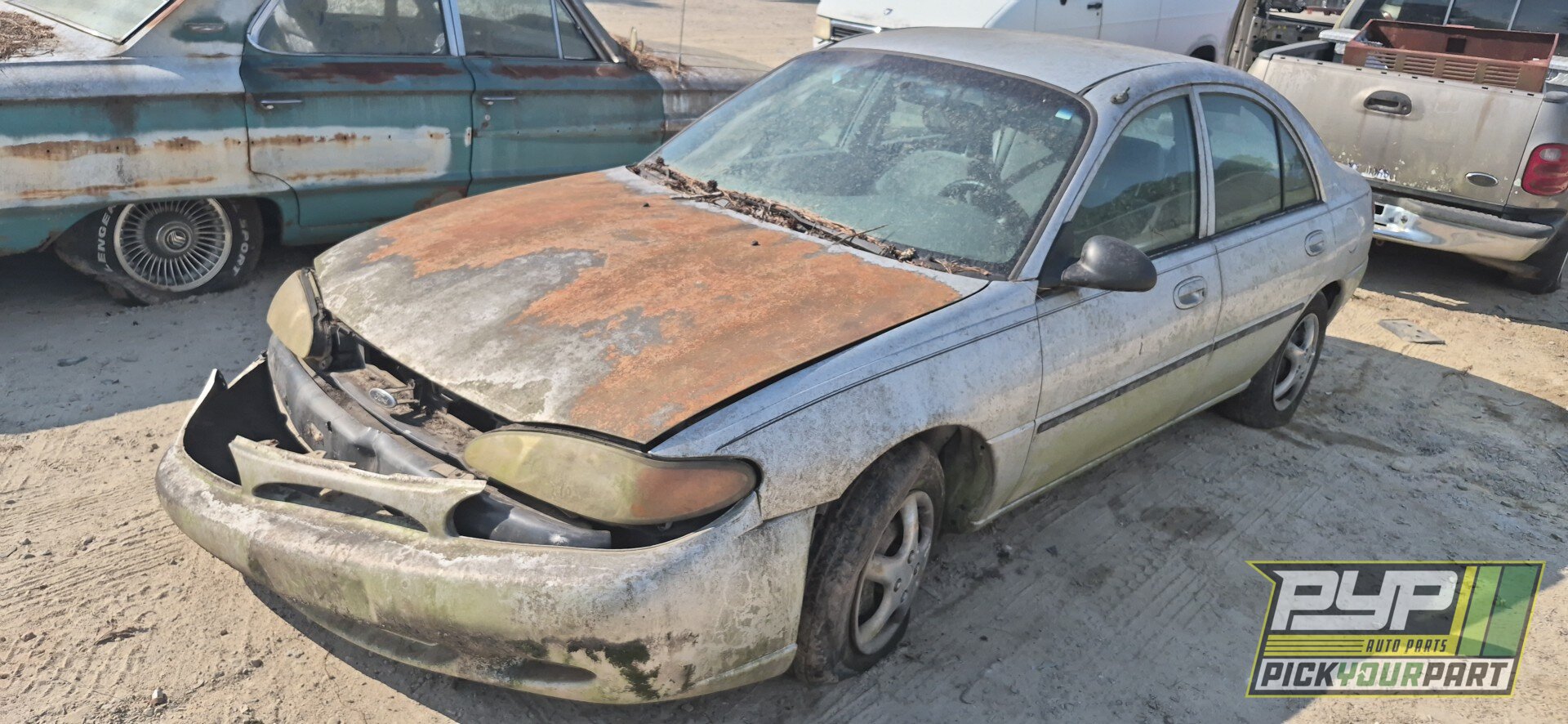 Photo of 1999 Ford Escort