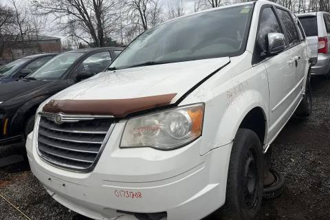 Photo of 2008 Chrysler Town & Country