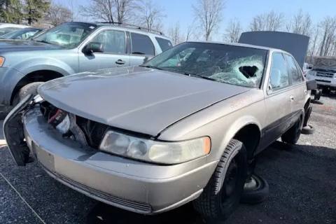Photo of 2001 Cadillac Seville
