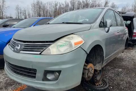 Photo of 2009 Nissan Versa