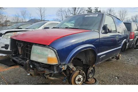 Photo of 2003 Gmc Jimmy