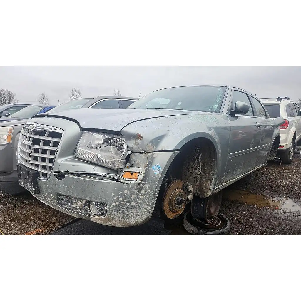Photo of 2005 Chrysler 300