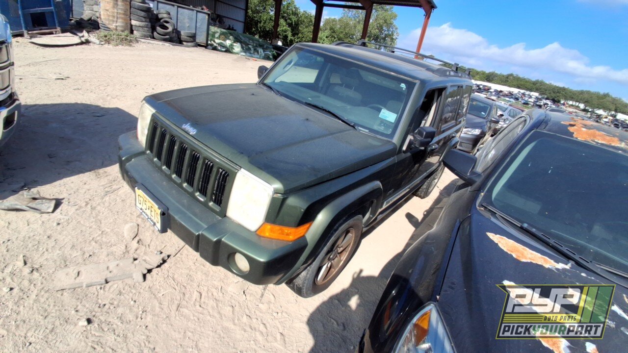 Photo of 2006 Jeep Commander