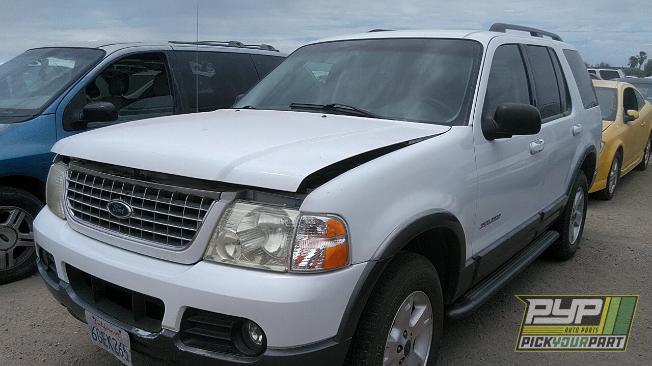 Photo of 2004 Ford Explorer