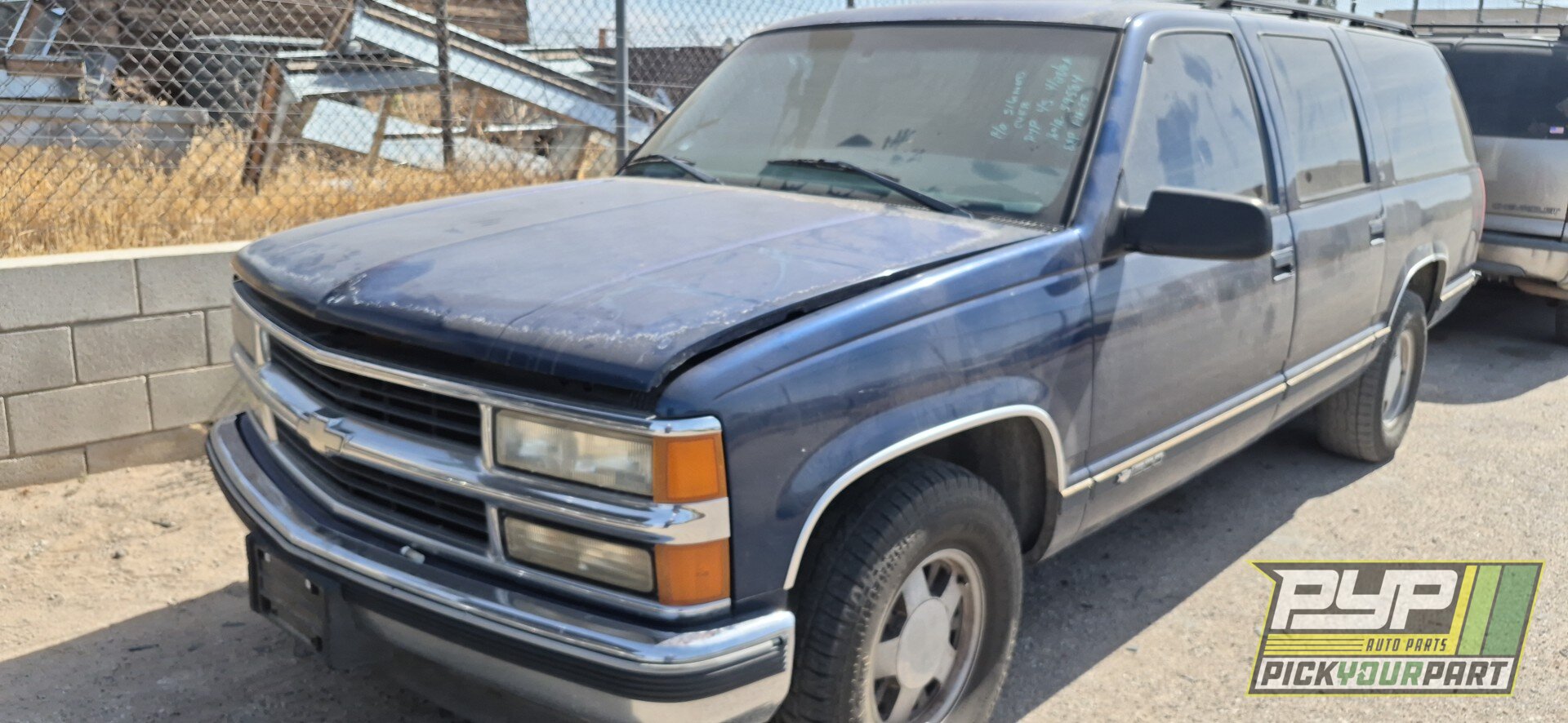 Photo of 1999 Chevrolet C1500 Suburban