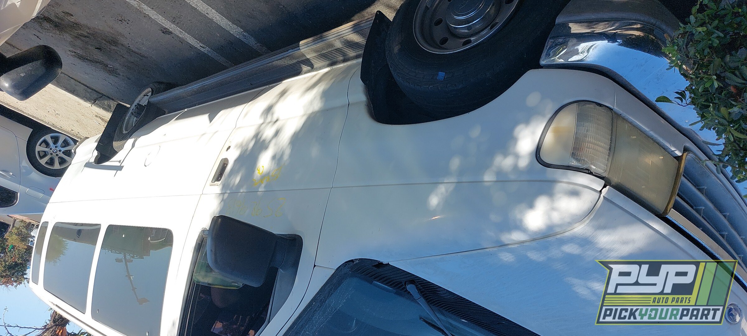 Photo of 1995 Ford E-350 Econoline Club Wagon