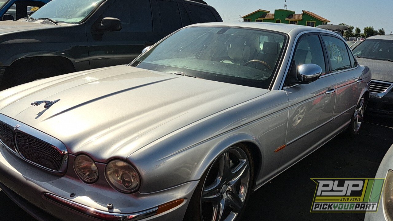 Photo of 2005 Jaguar Super V8