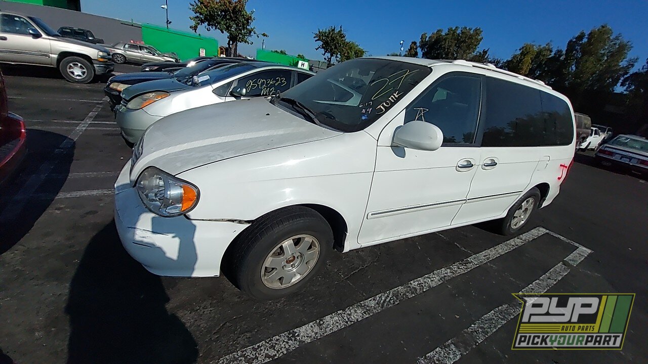 Photo of 2002 Kia Sedona