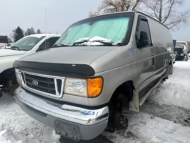 Photo of 2003 Ford Econoline