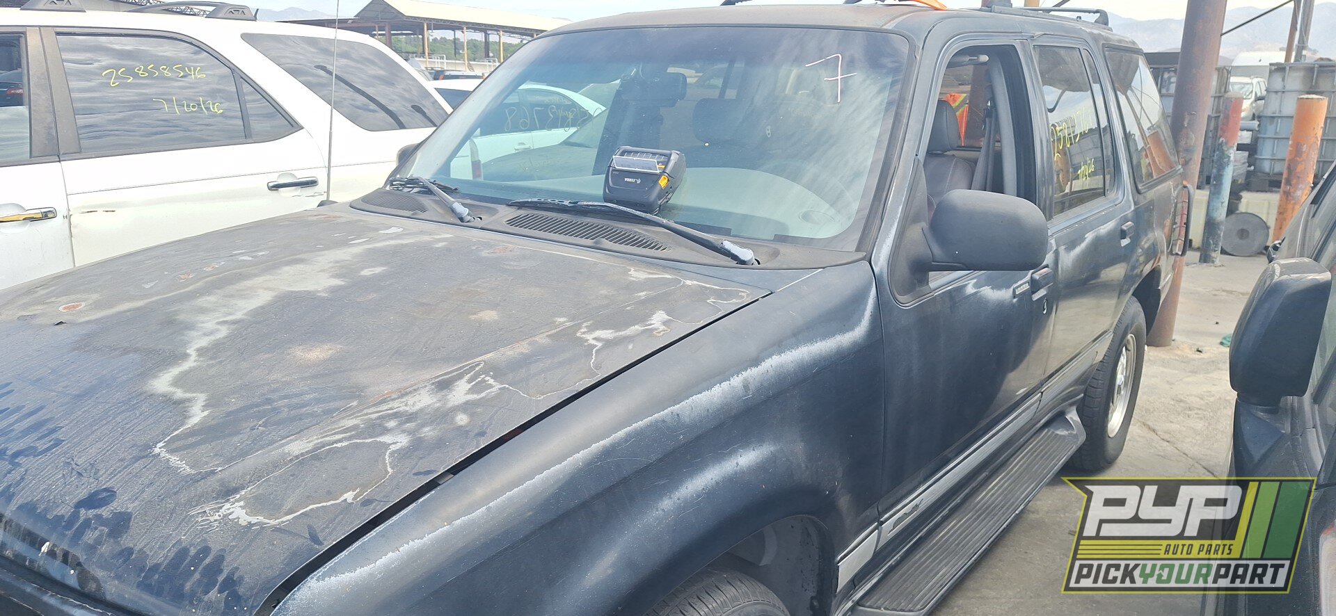 Photo of 1995 Ford Explorer