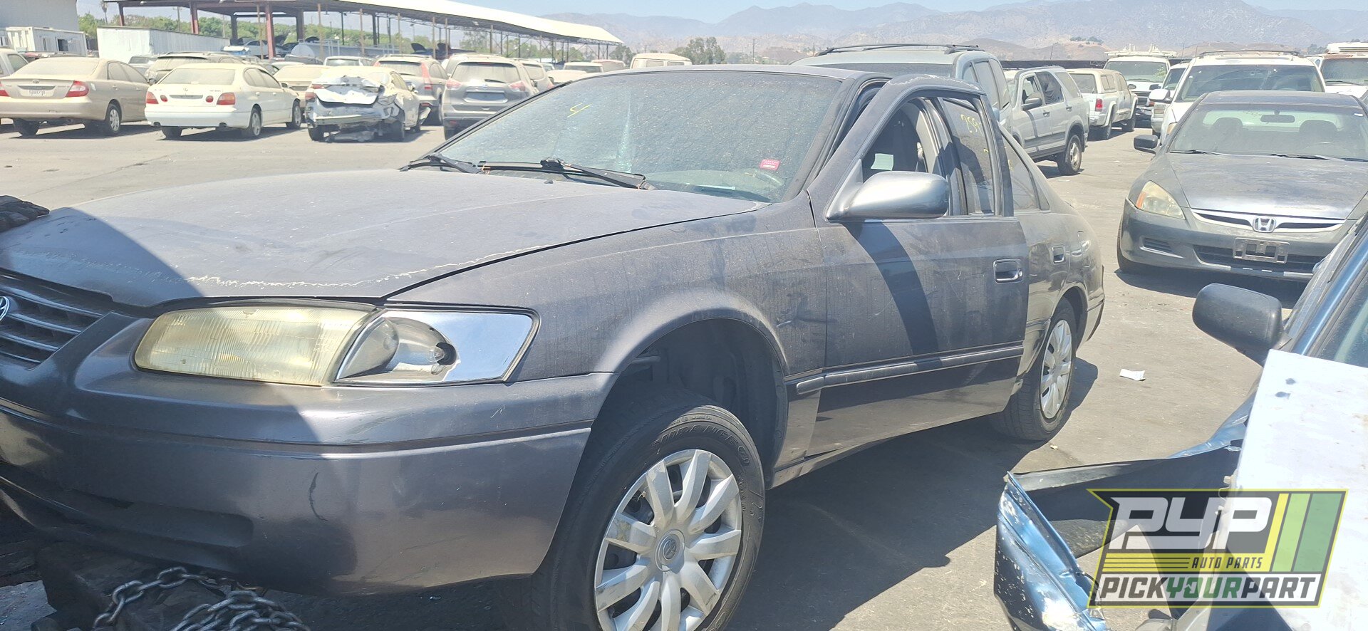 Photo of 1999 Toyota Camry