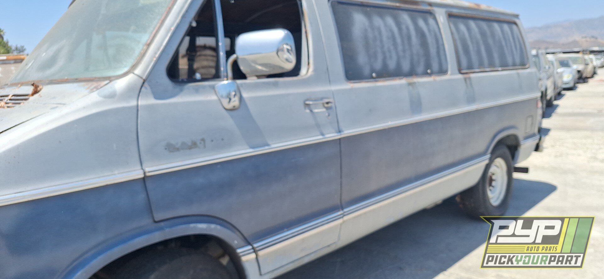 Photo of 1987 Dodge B350