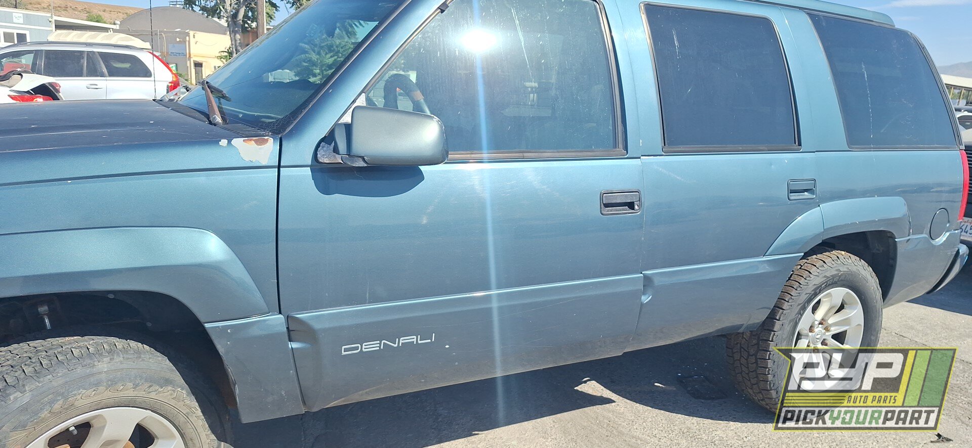 Photo of 1999 Gmc Yukon