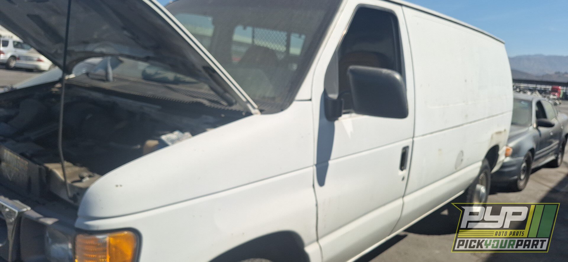 Photo of 1998 Ford E-250 Econoline