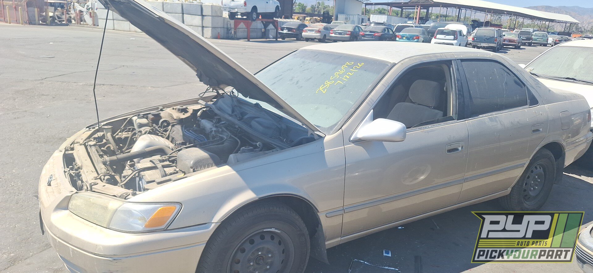 Photo of 1999 Toyota Camry