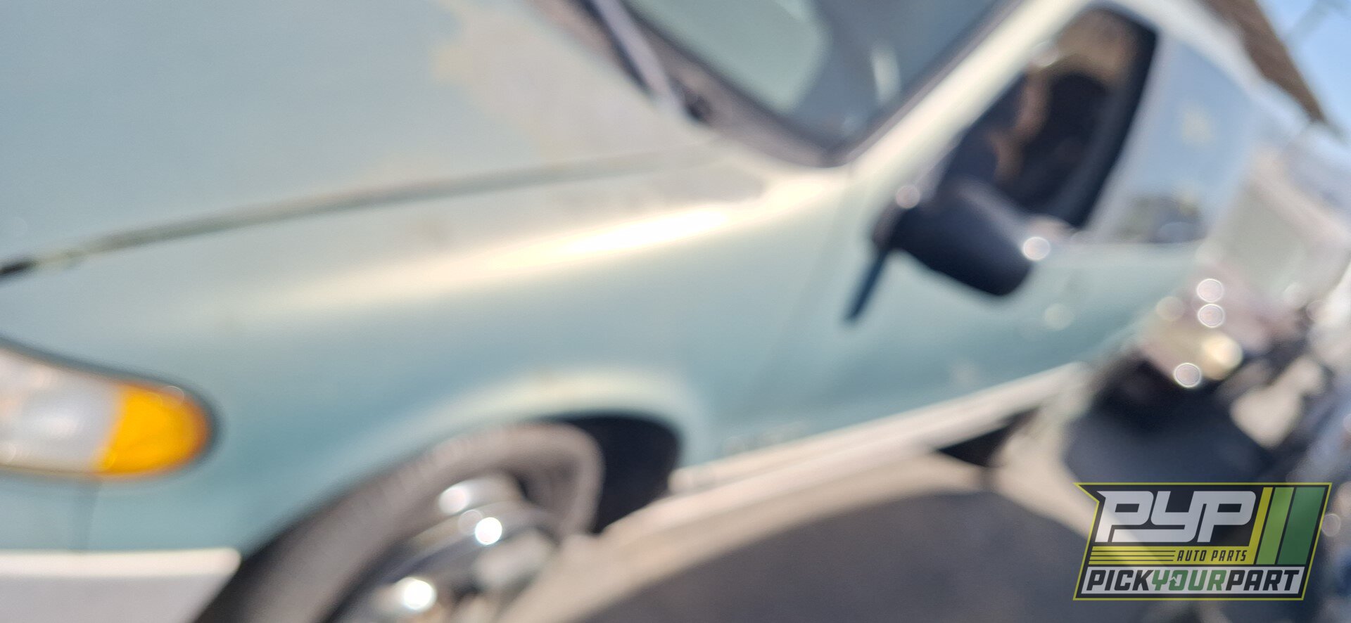 Photo of 1996 Nissan Quest