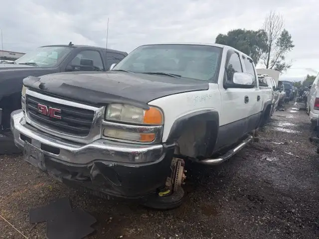 Photo of 2004 Gmc Sierra 1500