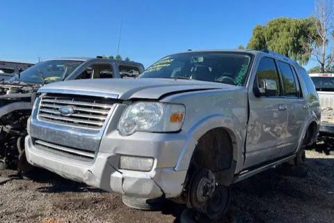 Photo of 2010 Ford Explorer