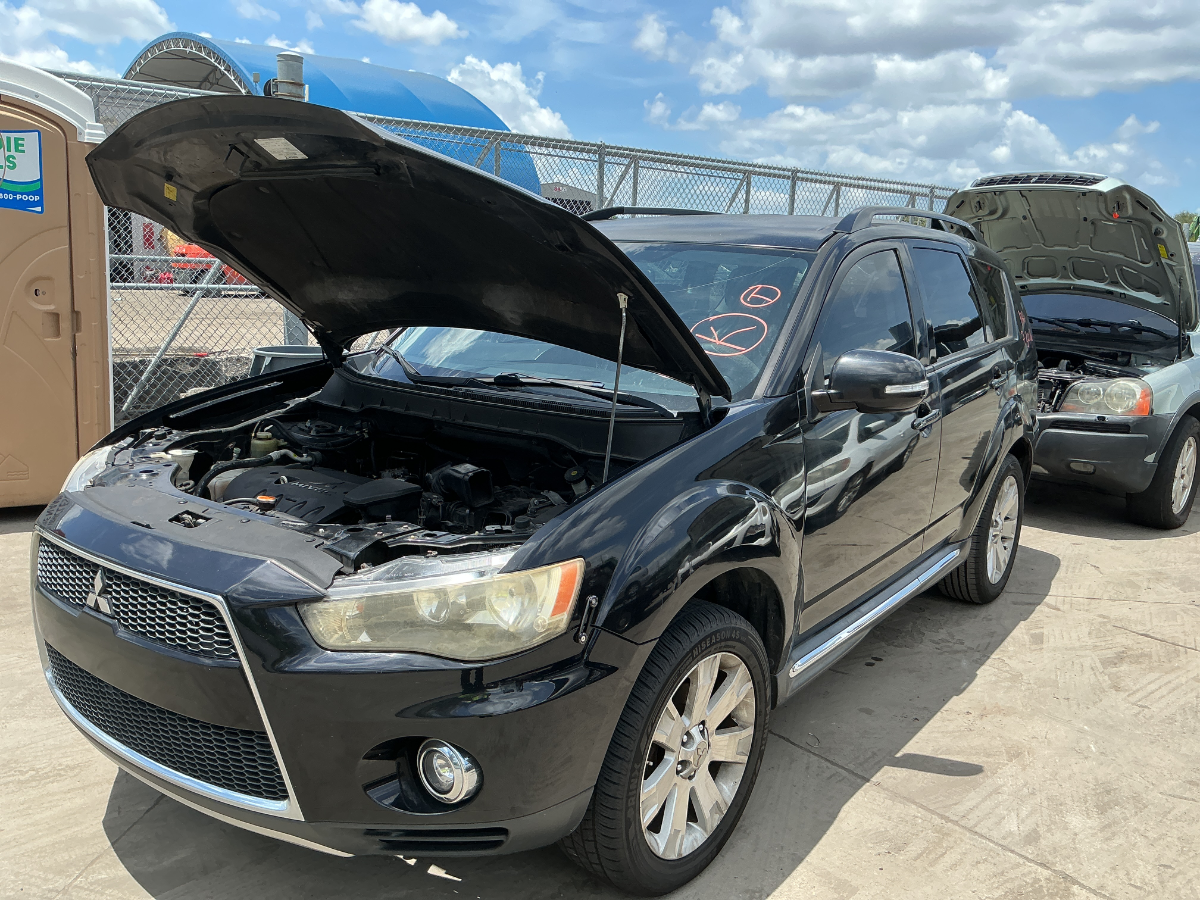 Photo of 2012 Mitsubishi Outlander
