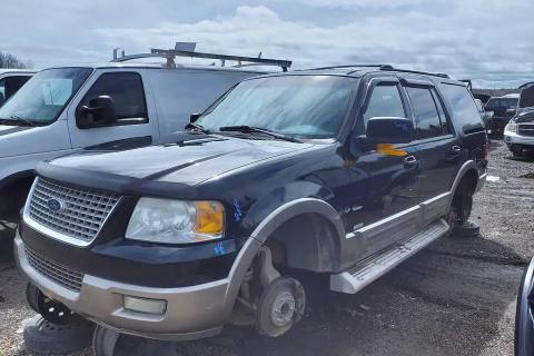 Photo of 2004 Ford Expedition