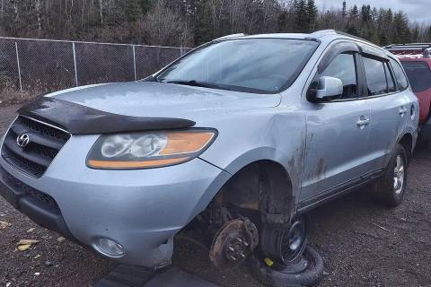 Photo of 2009 Hyundai Santa Fe