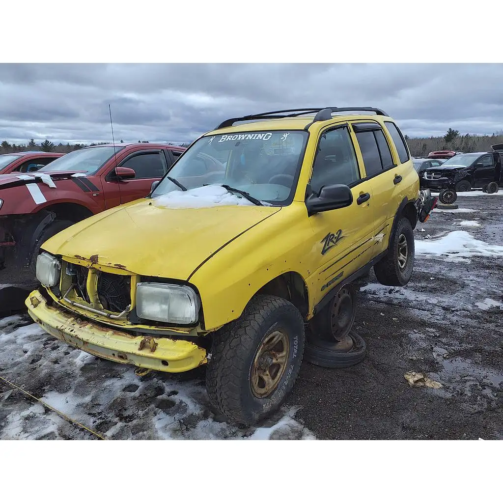 Photo of 2003 Chevrolet Tracker