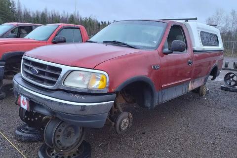 Photo of 2000 Ford F-150