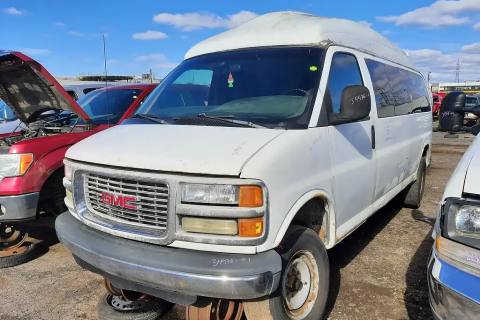Photo of 2001 Gmc Savana Cargo