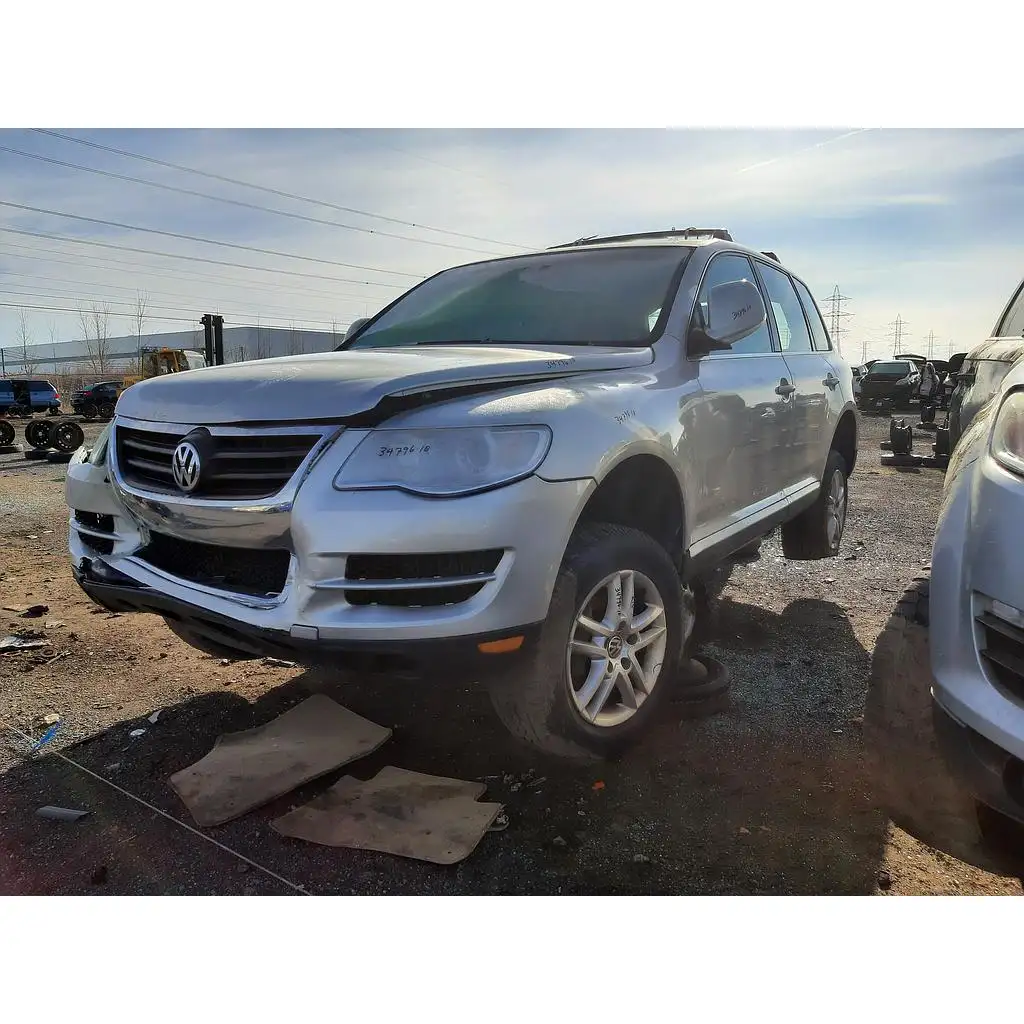Photo of 2010 Volkswagen Touareg