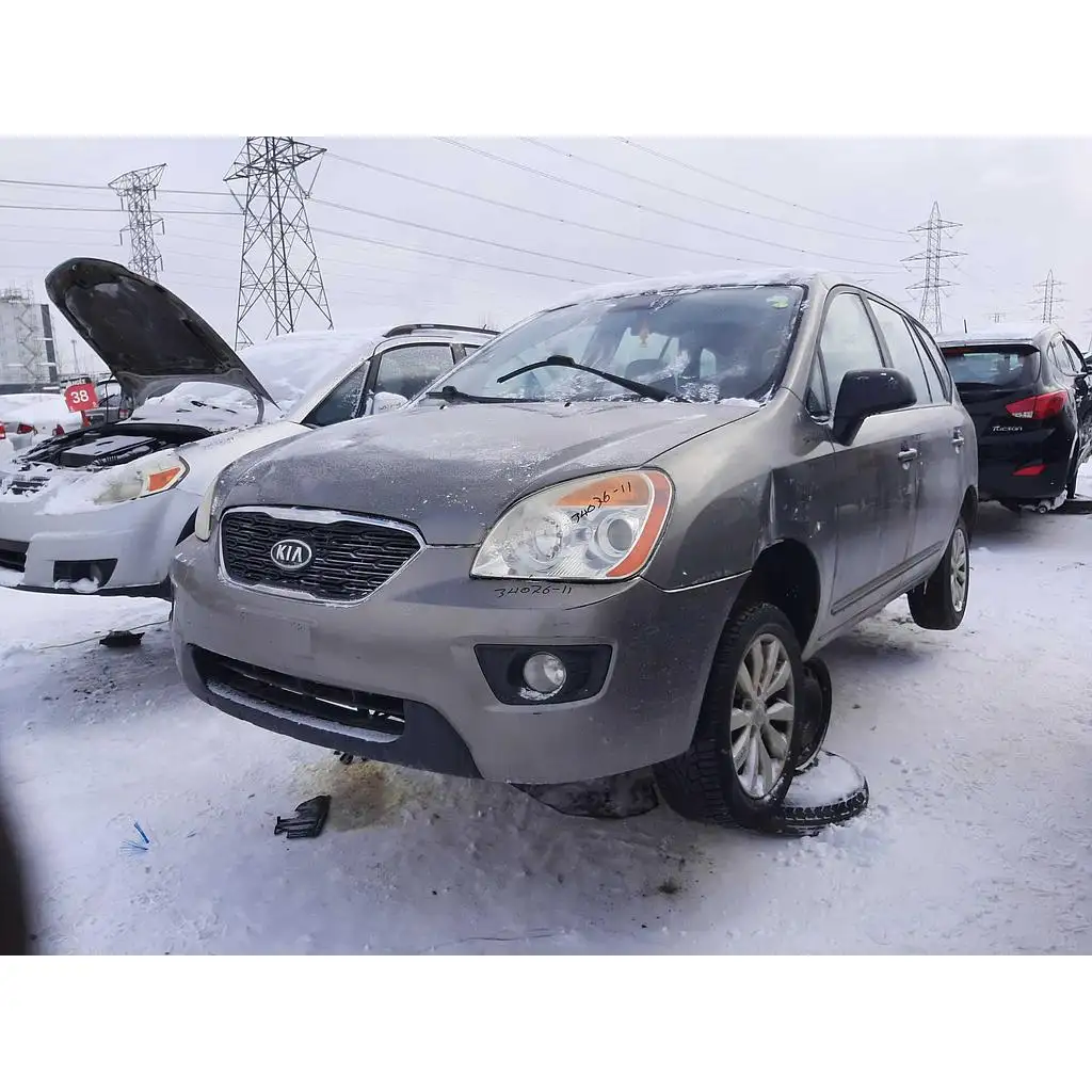 Photo of 2011 Kia Rondo