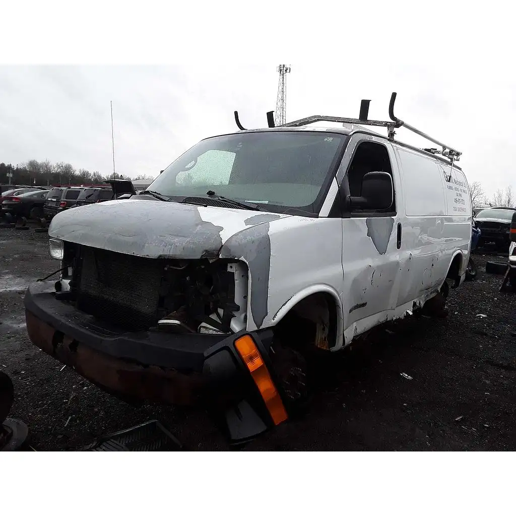 Photo of 2006 Gmc Savana Cargo