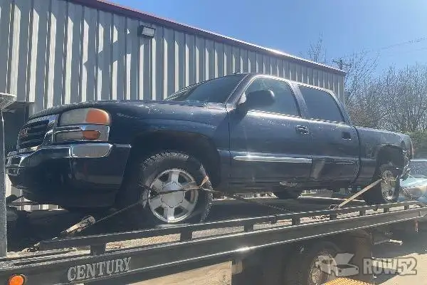 Photo of 2005 GMC Sierra 1500